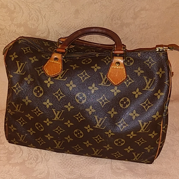 Louis Vuitton Handbags - Louis Vuitton Vintage Speedy 30